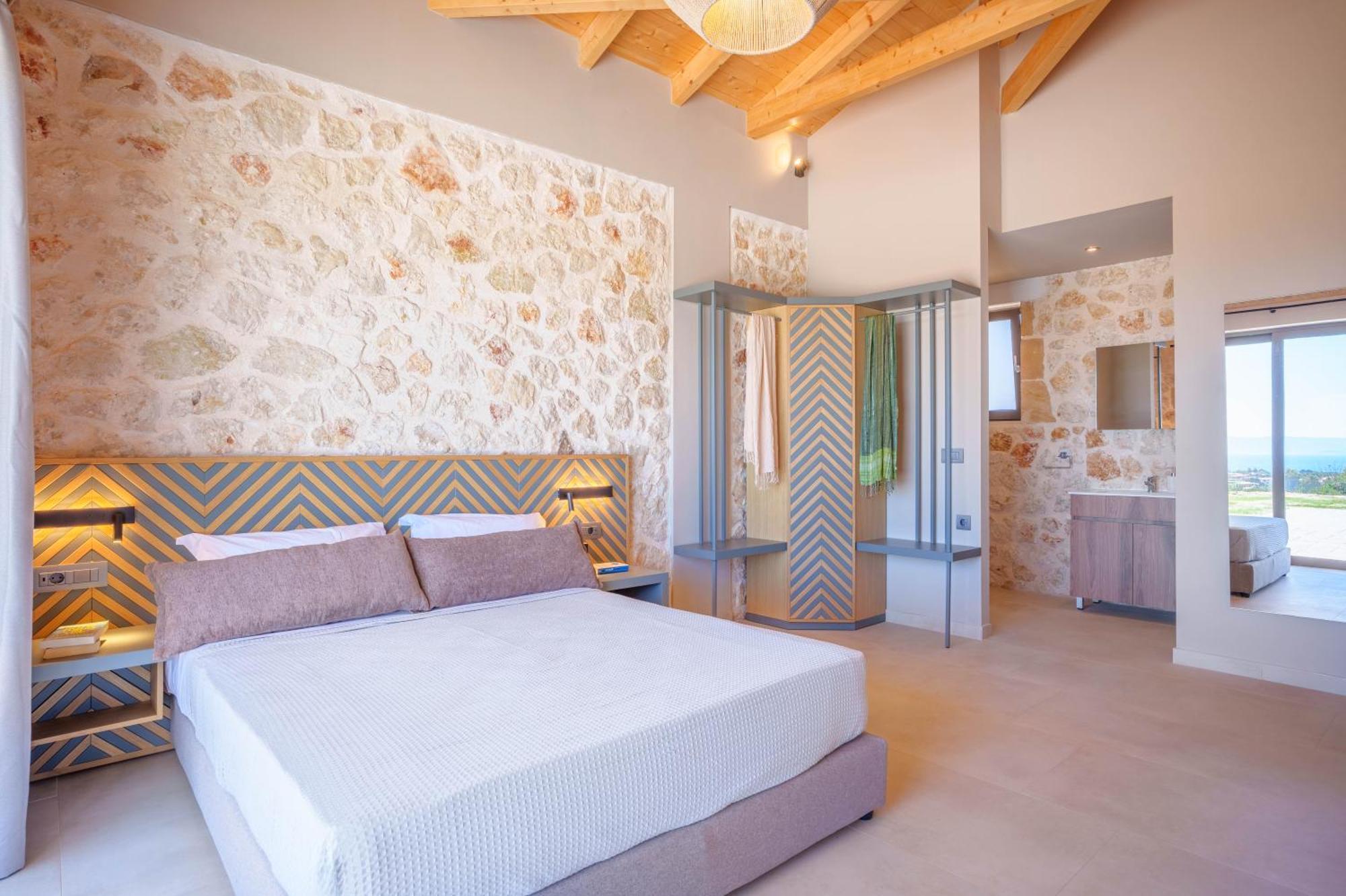 Pantheon Luxury Villa *